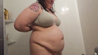 Candid Sandra is being watched whilst that babe takes a sexy shower