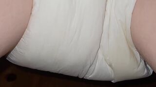 Diaper hotty pees thick diaper