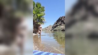 Hawt poolside disrobe n shower