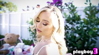 Hawt large butt mother I'd like to fuck showed hawt curves during the time that posing stripped for the Playboy