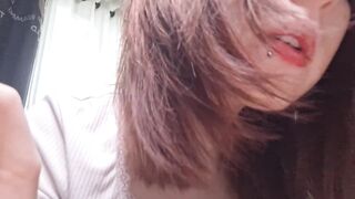 Shh… My Throat Has a Secret for U ????