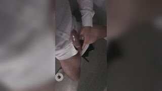 Trying 1st time XXL Fucking-rubber...