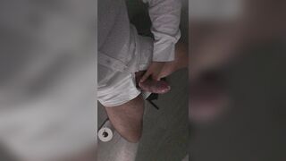 Trying 1st time XXL Fucking-rubber...