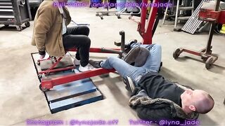 Le Garage des Dominatrices