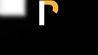 MEGAN FOX LOOKALIKE SHOWED HER BAZOOKAS DURING LIVE