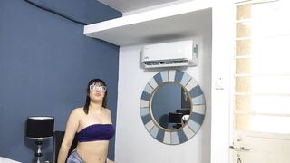 Sexy ally makes episode for her boss