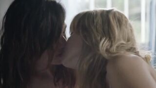 SekushiLover - Celebrity Girl on Girl Kissing