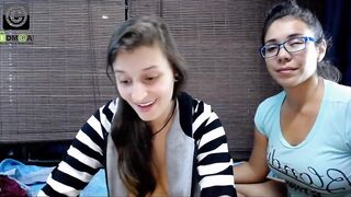 Chubby Latina Eats Pussy