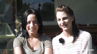 Mia und Sara treiben es im Grunen