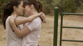 The Feels 2017 - Lesbian Scene