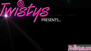 When Girls Play - April ONeil Tasha Reign - Girls In Love