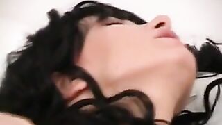 Tribbing with vaginal flows between vulvae 02