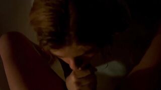 We begin in daybed and that babe ends up putting it in her asshole.