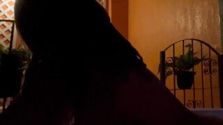 Sex in the jacuzzi, that babe likes it hard