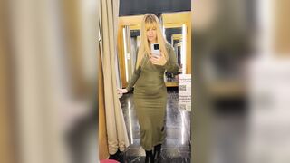 A NICE-LOOKING rISKY mother I'd like to fuck sQUIRT