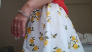 Orgasmic squirt, beautiful lady