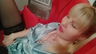 AN ACCIDENTAL SNATCH SQUIRT