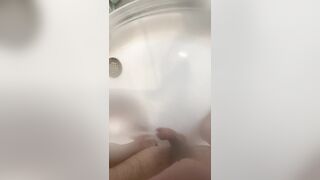 Using The ShowerHead To Cum Handsfree