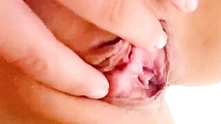 18yo pissing in shower