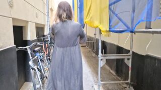 1st-time voyeur plays with her cunt in the middle of Amsterdam in broad daylight