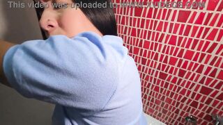 Student screws her teacher in the school baths