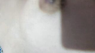 Qué rico se mi Hijastra Mientras Vemos la TV! Me la cojo por zorra y le gusta