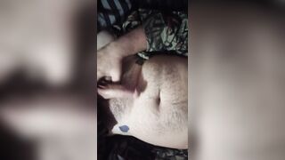 Back at it anew rubbing my knob for u