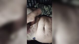 Back at it anew rubbing my knob for u