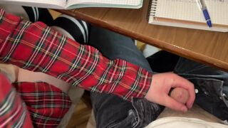 AFRESH SCHOOLGIRL TUGJOB CLASSMATE UNDERNEATH THE TABLE ON THE LESSON