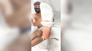 Kitty femboy showing feet and butt