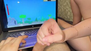 Stepsister Distracts me from playing Age Of War by giving me a TUGJOB