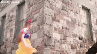 Hazel Moore as Snow White Cums and Squirts on The Heartless Queen Bianca Beauchamp - Snow White Porn Cosplay Parody