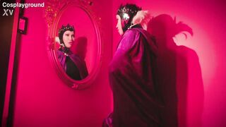 Hazel Moore as Snow White Cums and Squirts on The Heartless Queen Bianca Beauchamp - Snow White Porn Cosplay Parody