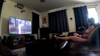 Fortnite Peekaboo Gameplay