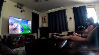 Fortnite Peekaboo Gameplay