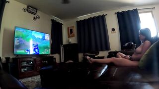 Fortnite Peekaboo Gameplay