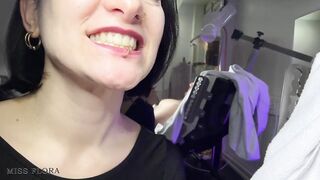 Biting Mistresse get her Teeth into her Thrall