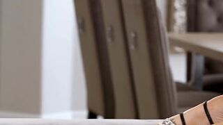 Strong Vagina mother I'd like to fuck Julia Ann Finger Bangs Her 2 Excited Holes!