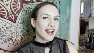 Femdom Mistresse Bites Her Serf - Biting Dominant-bitch