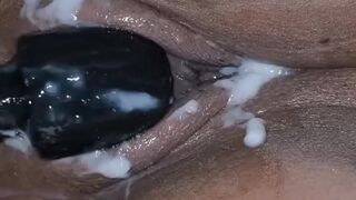 Mi'miga prueba el domi por primera vez