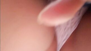 DEBAJO DE LA FALDA DE LA MOMMY DE MI NOVIA EL CALZON DE MI SUEGRA