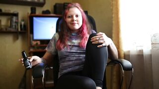 Pinkhair gal does tugjob and footjob in socks
