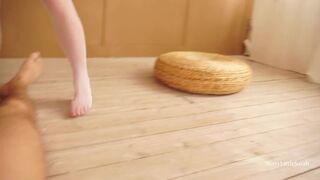 Охуенная Жопастая Милфа Трахается В Миссионерской Позе,Ебется Раком,Прыгает На Члене И Кушает Сперму