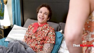 The Scene Filmed Infront Of Live Audience Sitcom Style