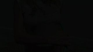 Fingering my hawt blond snatch until I cum and urinate - Outdoor Amateur Miele Blanco