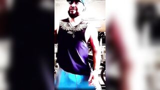 Very hot str8 stud audition for gym scenes with no sex prior to his 1st homo scene.