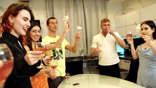 Students Celebrate Recent Years Eve At Party And Screw Group Sex