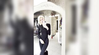 POV: That babe Can’t Stop Watching Herself in the Mirror!