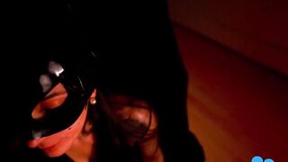 MY GIRLFRIEND ACTUALLY KNOWS HOW TO SUCK A SHLONG