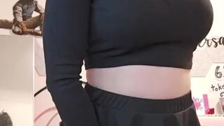 Secret sextoy ride on brunette hair camgirl livestream